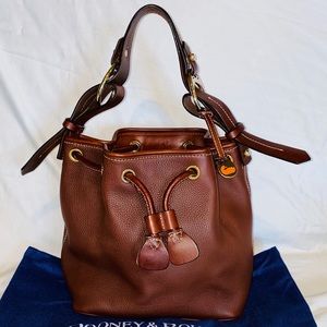 Dooney & Bourke Bucket Leather Purse In Chocolate